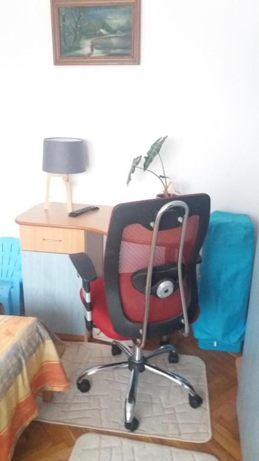 Jorali Appartement Oradea Buitenkant foto