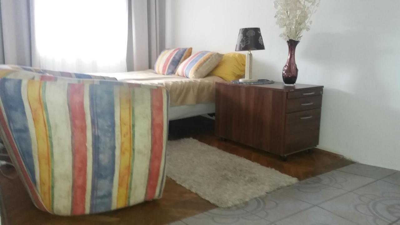 Jorali Appartement Oradea Buitenkant foto