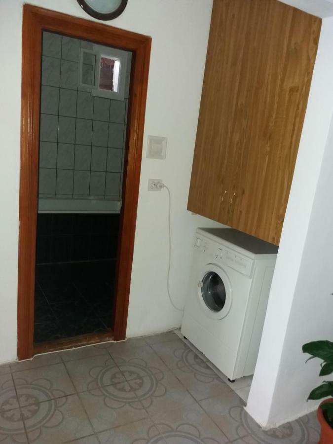 Jorali Appartement Oradea Buitenkant foto